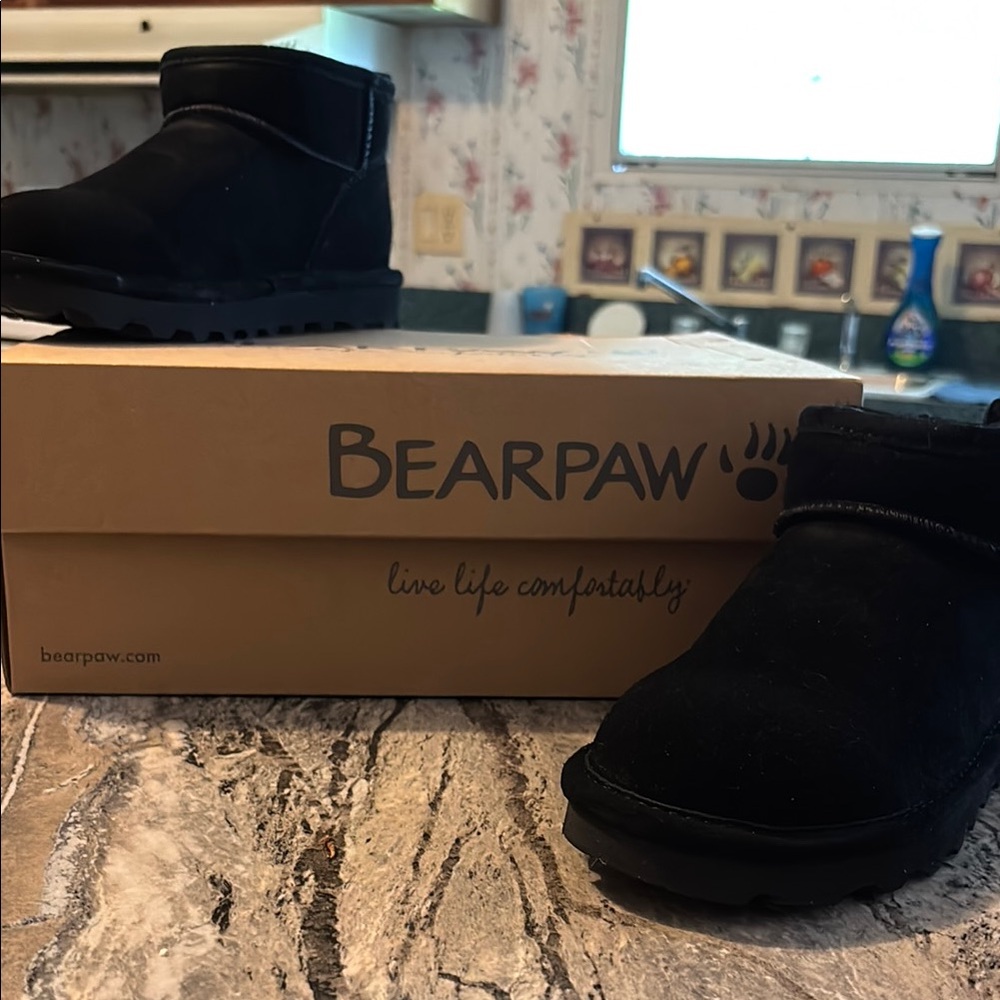 BearPaw Black Women's Boots